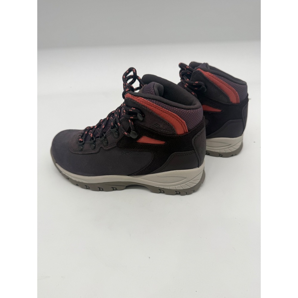 Columbia Newton Ridge Women's Waterproof Hiking Boots Size 5W Purple Omni-Grip